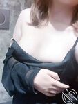海角社區色女老鼠舔貓咪勾引哥哥亂倫 趁爸媽還沒下班，在沙發上無套強奸哥哥肏死這條小公狗