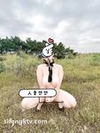 重磅推薦！淫盪肥臀人妻母狗【見過騷的 沒見過這么騷的】喜歡戶外露出，喜歡被很多男人操