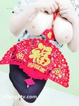 重磅推薦！淫盪肥臀人妻母狗【見過騷的 沒見過這么騷的】喜歡戶外露出，喜歡被很多男人操