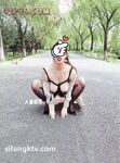 重磅推薦！淫盪肥臀人妻母狗【見過騷的 沒見過這么騷的】喜歡戶外露出，喜歡被很多男人操
