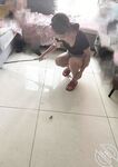 海角社區小哥強奸少婦鄰居封神熱銷幾萬鑽之作  我強奸了美女少婦鄰居，她要報警告我