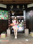 十八線小明星泄密 模特演員出身【鍾小紅】重金定製私拍拉屎撒尿自慰衣架開肛全程出臉