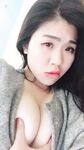 人前高冷私下極度反差大奶肥臀露臉妹【瑩瑩】與炮友造愛自拍視圖流出~邊呻吟邊說騷話