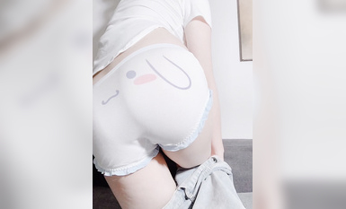 里有 牛仔裤